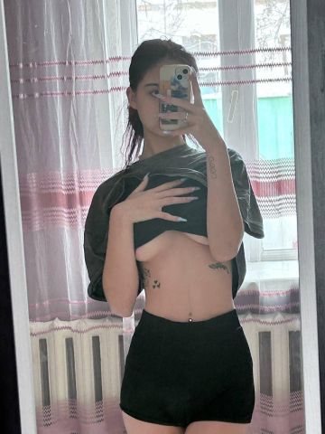 Кира Кружащая Голову